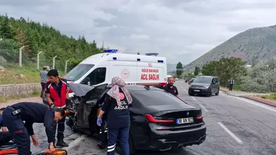 Kayseri'de Trafik Kazası: 1 Ölü, 2 Yaralı