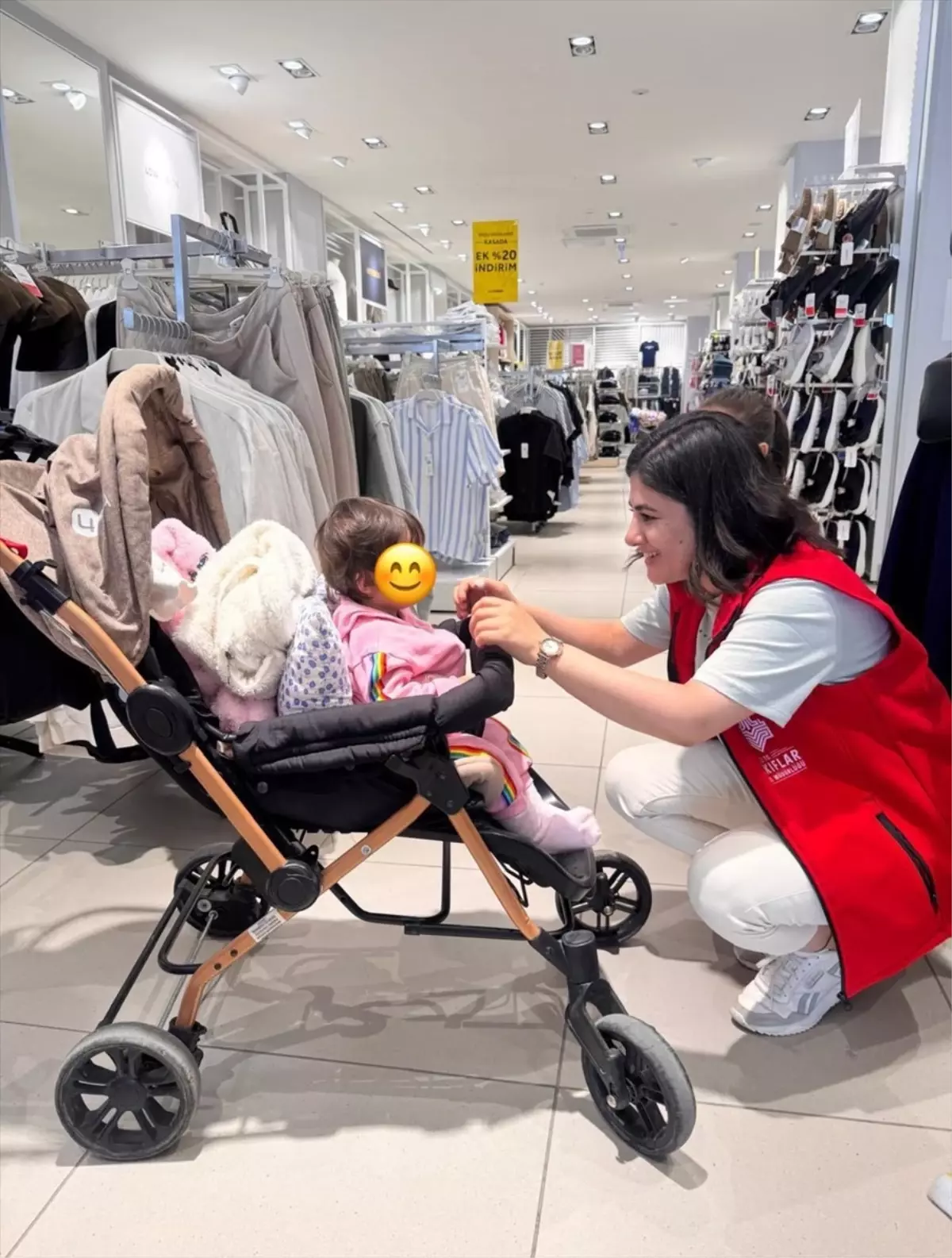 2.276 Çocuğa Giyim Yardımı Yapıldı