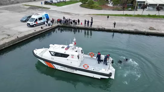 Dalgıçlar Karadeniz'de Dip Temizliği Yaptı