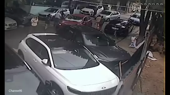 Üsküdar'da Kaza: Kadın Yaya Yaralandı