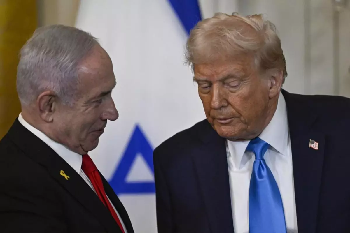Trump'tan Netanyahu'ya İran Uyarısı