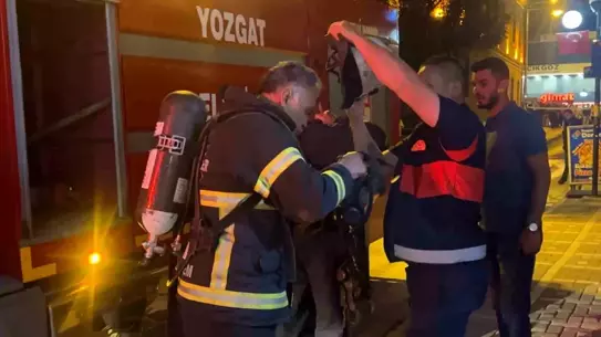 Yozgat'ta Yangın: İş Yeri Kullanılamaz Hale Geldi