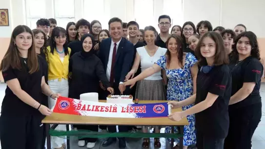 Balıkesir Lisesi'nden 1 Milyon İzlenimli Başarı