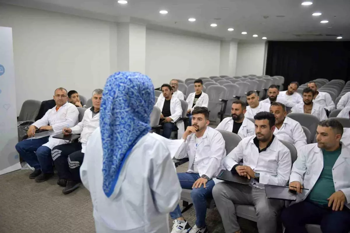 Esenyurt Belediyesi'nden Kurban Kesim Elemanı Eğitimi