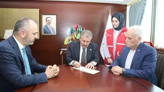 BBP Genel Başkanı Mustafa Destici'den Türk Kızılay'ın Kurban Kampanyasına Destek