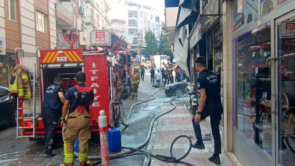 Manisa'da Oto Yıkama Yangınında Bir Kişi Hayatını Kaybetti