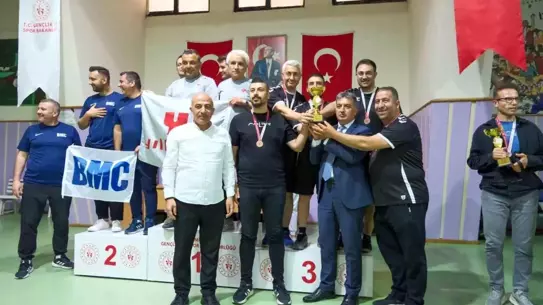 Tepecik EAH Masa Tenisi Takımı Süper Lig'e Yükseldi