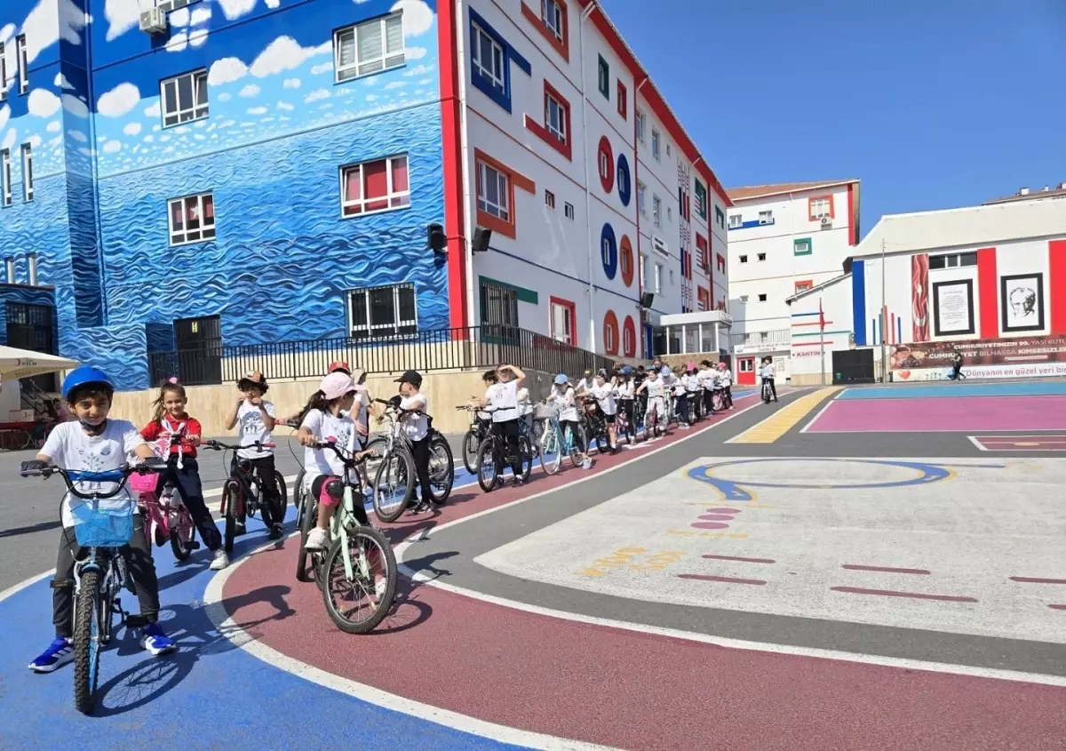 Dünya Bisiklet Günü’nde Pedal Çeviriyoruz