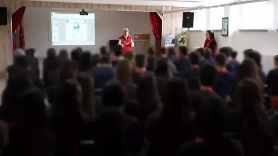 Erzincan'da Gençlere Terör Bilgilendirmesi