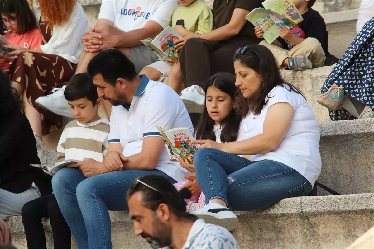Antik Tiyatroda Okuma Etkinliği