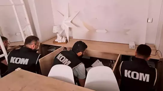 Iğdır'da Adliye Çalışanlarına Tutuklama