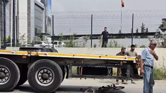 Mersin'de Tır Çarpan Çocuk Hayatını Kaybetti