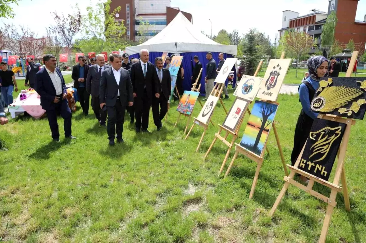 Hayat Boyu Öğrenme Şenliği Eleşkirt'te Düzenlendi