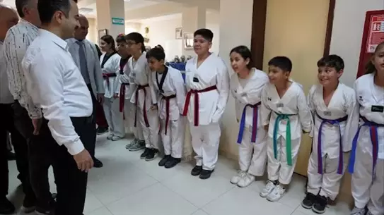 Halk Eğitim Merkezleri Yıl Sonu Sergisi Düzenledi