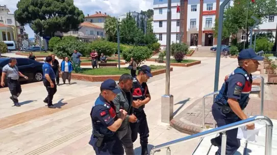 Kamyonet Kazası: 4 Yaşındaki Enes Hayatını Kaybetti