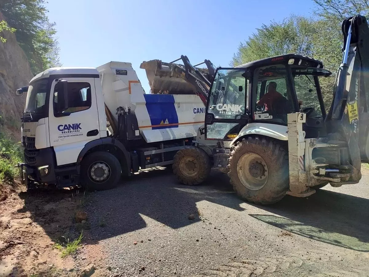 Canik'te Kırsal Altyapı Yatırımları Devam Ediyor