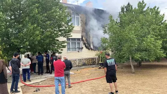 Kulu'da Gurbetçi Evinin Yangını Söndürüldü