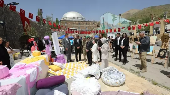 Başkale'de Hayat Boyu Öğrenme Haftası Sergisi