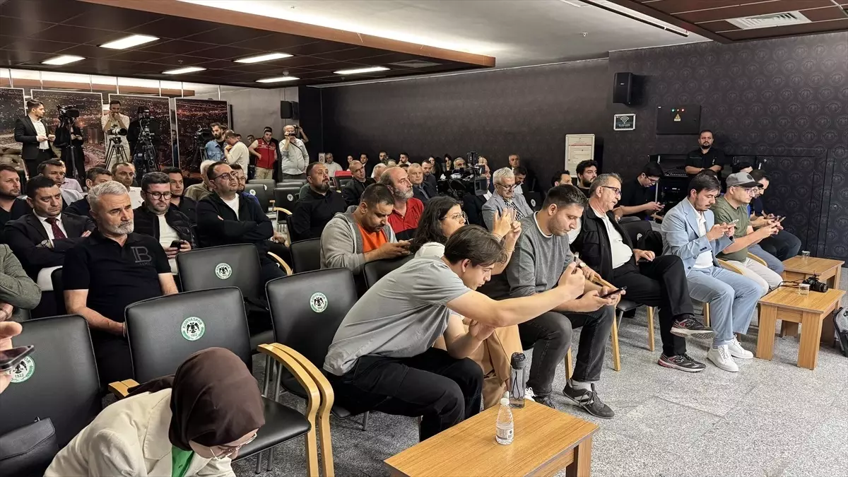 Konyaspor Genel Kurulu Ertelendi