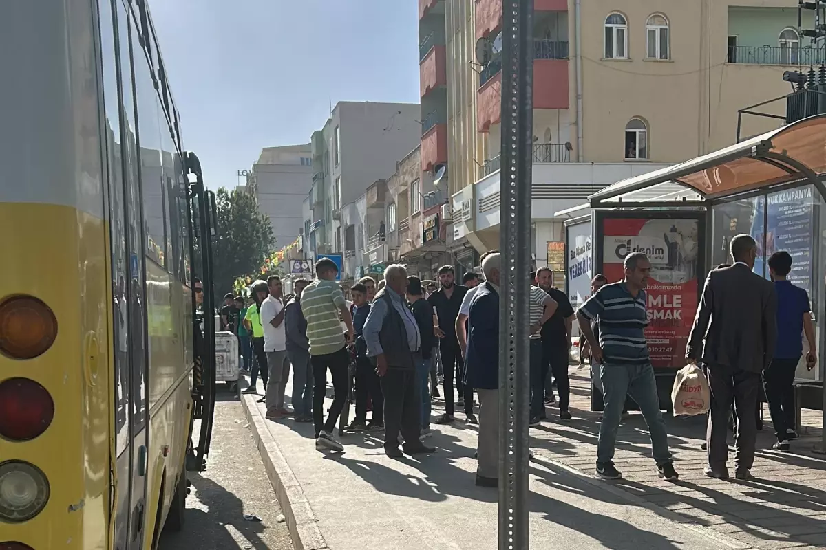 Minibüs Şoförleri Arasında Kavga: 3 Yaralı