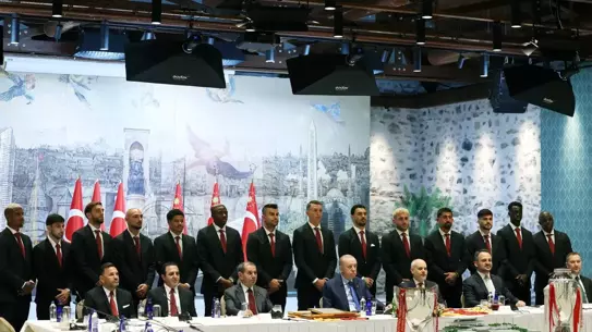 Cumhurbaşkanı Erdoğan, şampiyon Galatasaray'ı kabul etti / Ek video