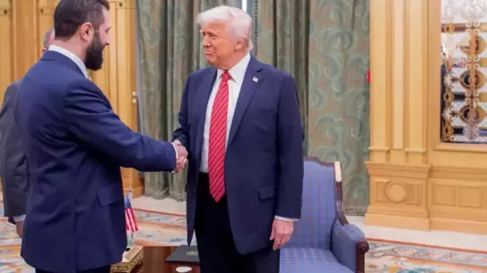 ABD Suriye Özel Temsilcisi: Trump Suriye'yi teröre destek veren ülkeler listesinden çıkaracak