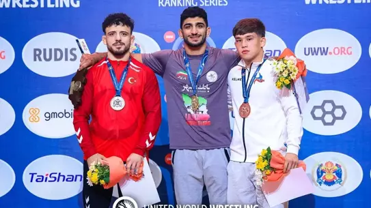 Türk Güreşçiler Moğolistan'da 4 Madalya Kazandı