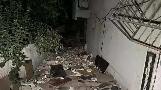 Bornova'da Metruk Binada İnsan Kafatası ve Kemikleri Bulundu