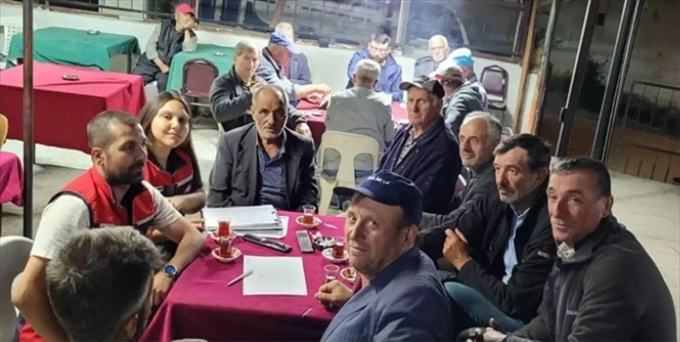 Gelibolu'da Çiftçilere Pestisit Eğitimi