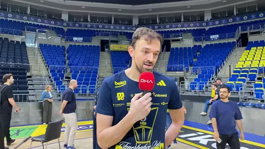 Sertaç Şanlı EuroLeague Şampiyonluğunu Kutluyor