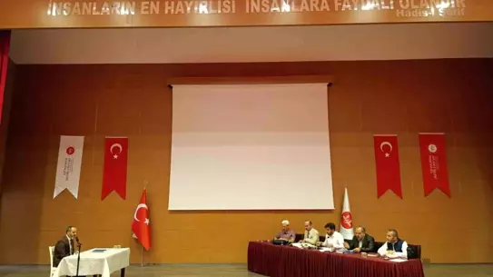 Aydın'da Hafızlık ve Kur'an Yarışması Düzenlendi