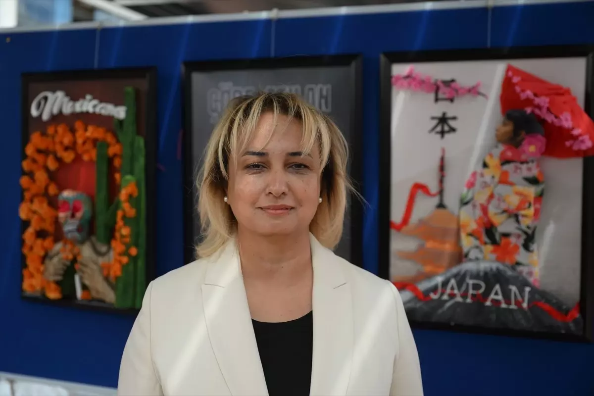 Edirne'de Atık Malzemelerden Sanat Sergisi