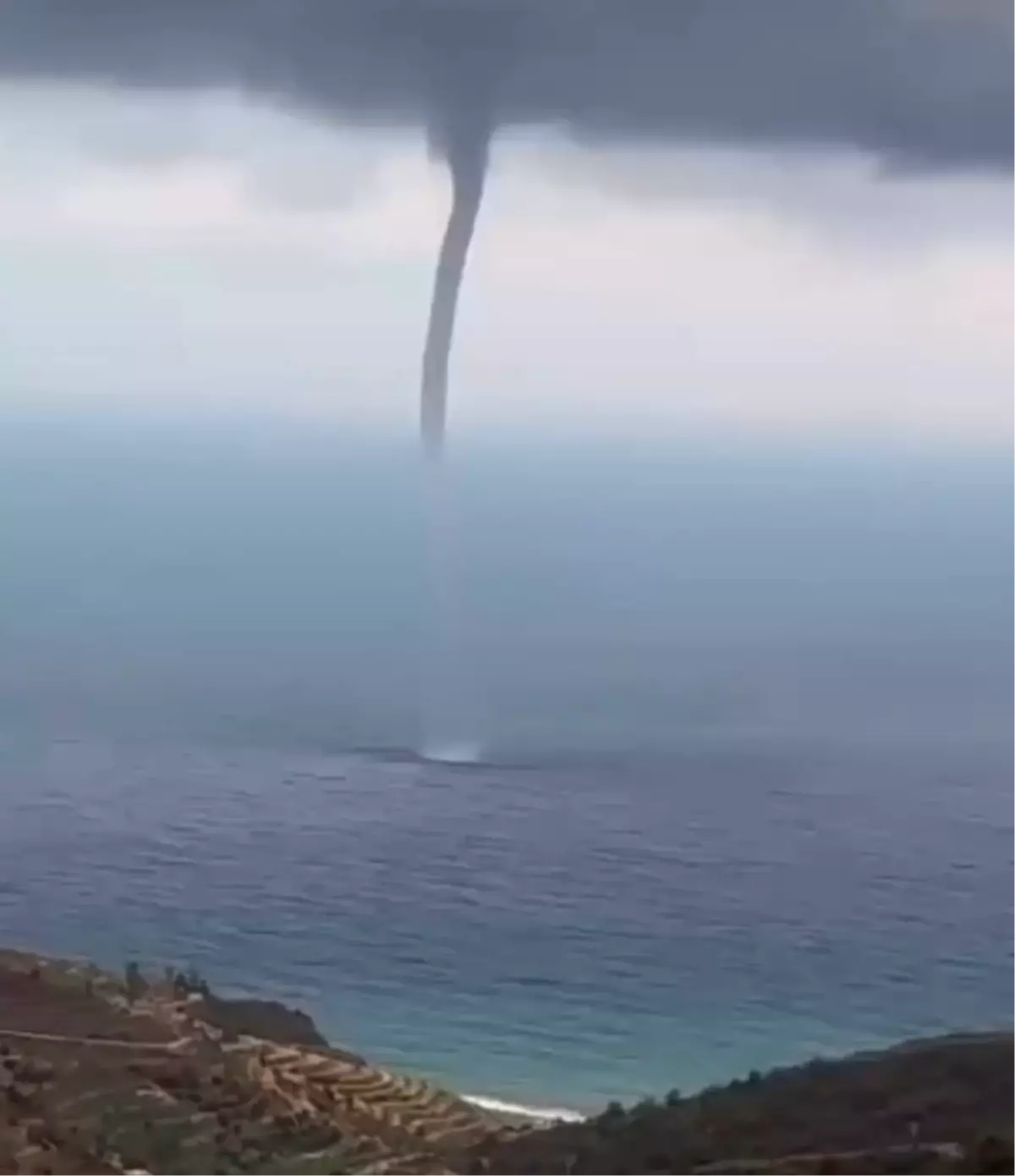 Mersin'de Denizde Hortum Oluştu