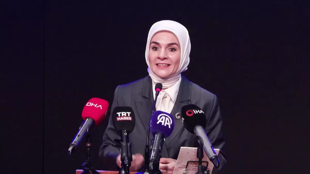 Ailenin Halleri Sempozyumu'nda Nüfus Krizi Uyarısı