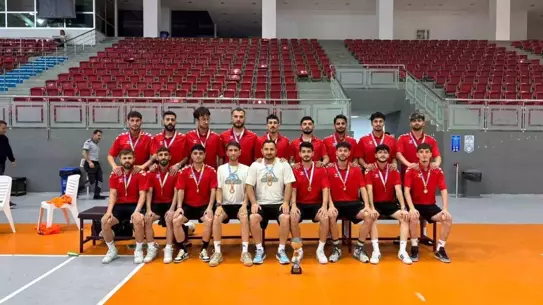 Atatürk Üniversitesi Salon Futbolunda Şampiyon Geldi