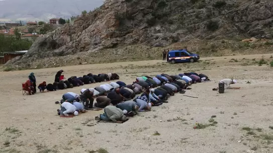 Halkapınar'da Yağmur Duası Yapıldı