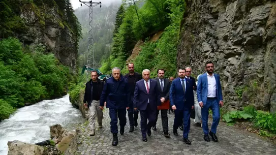 Uzungöl'de Kayıp Çocuk İçin Arama Devam Ediyor