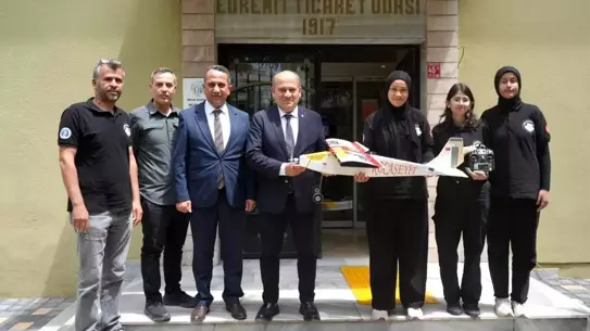 Edremit'ten Robot Yarışmasında Başarı!