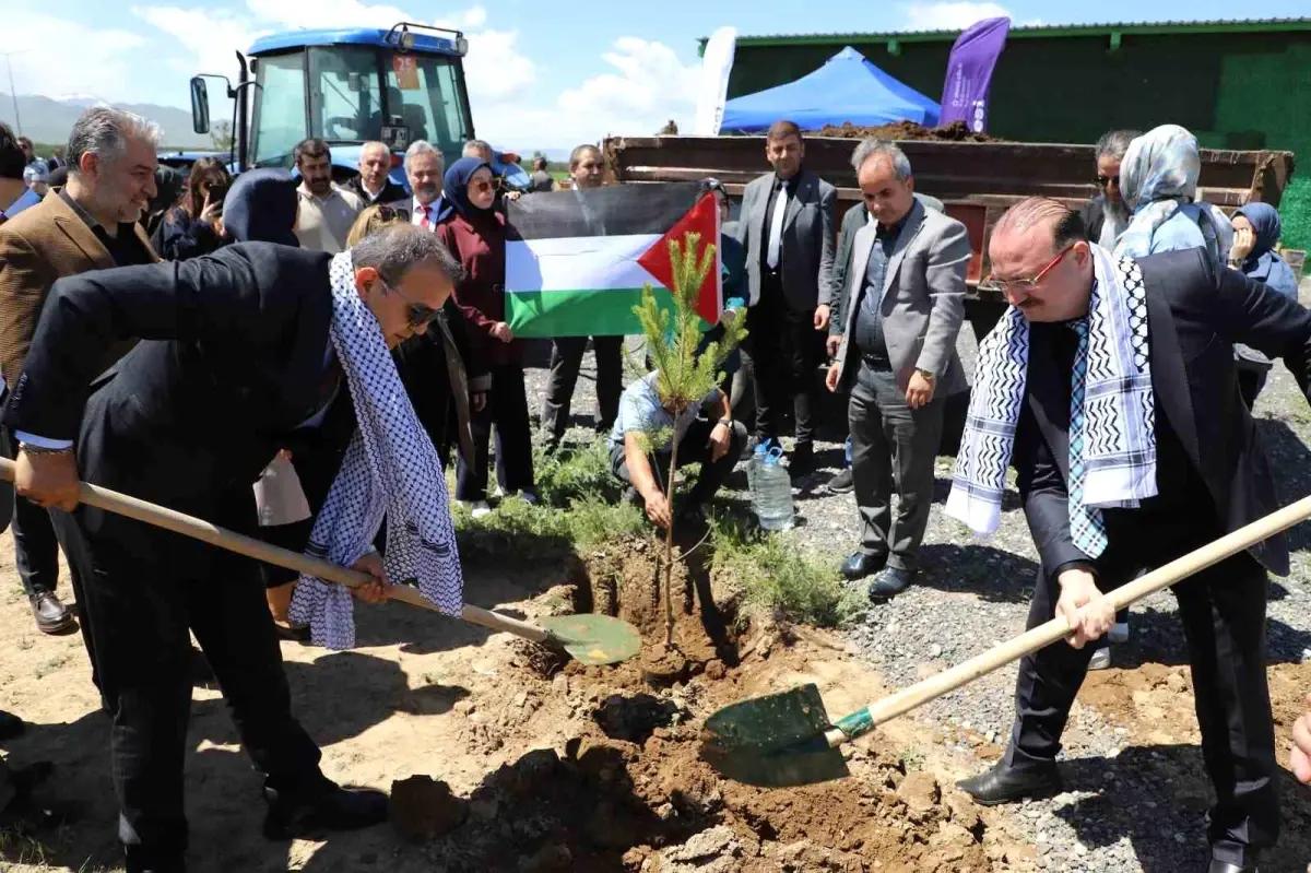 Atatürk Üniversitesi'nden Gazze'ye Hatıra Ormanı