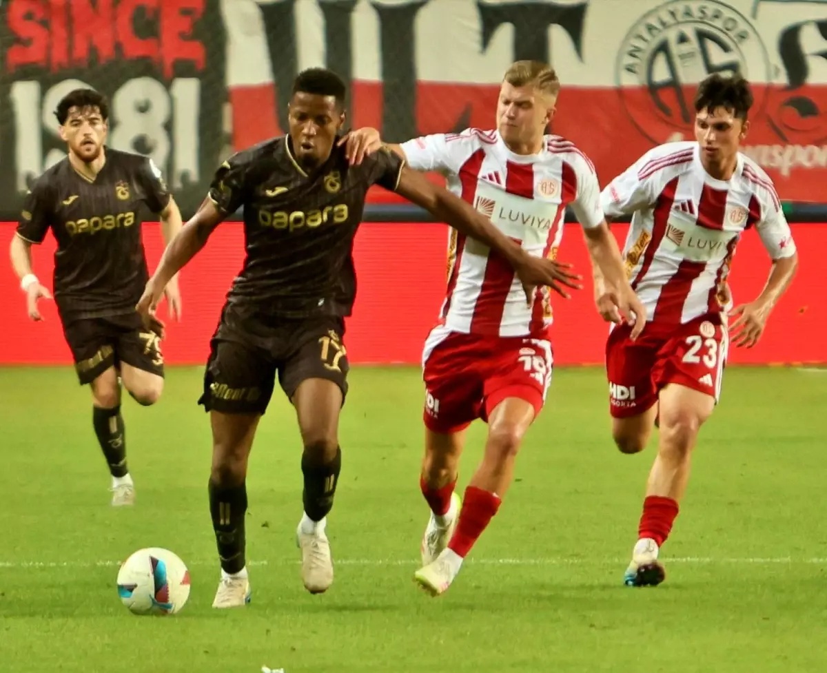 Antalyaspor 0-2 Trabzonspor: Sezonu Kaybederek Kapatıyor
