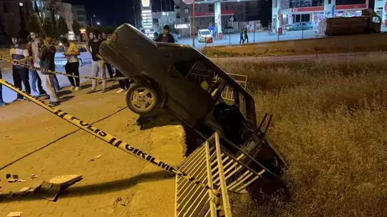 Adıyaman'da 16 Yaşındaki Sürücü Kaza Yaptı