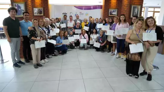 Edremit'te Kadınlar İçin Eğitim Programı Tamamlandı