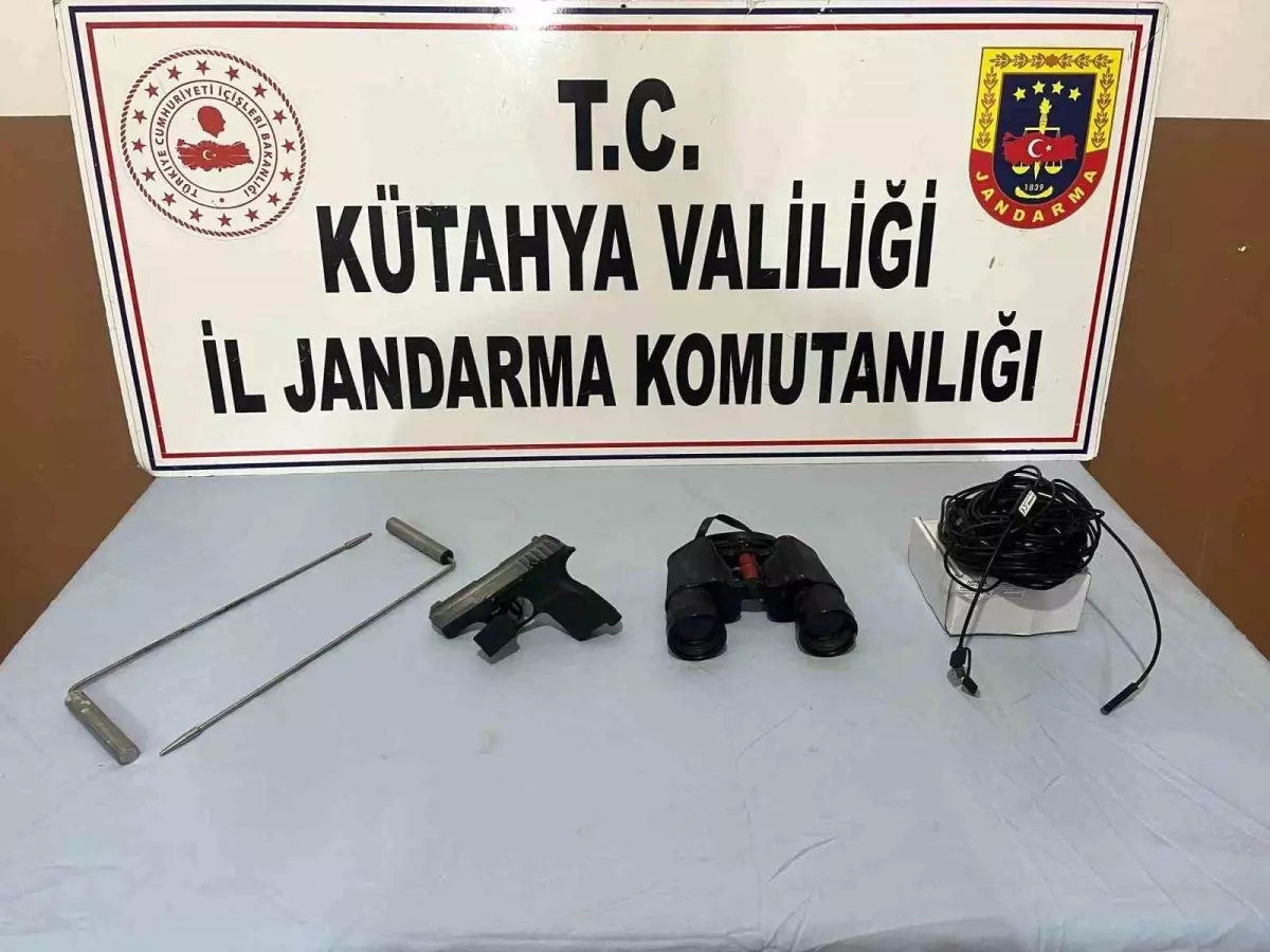 Gediz'de İzinsiz Kazıya Operasyon