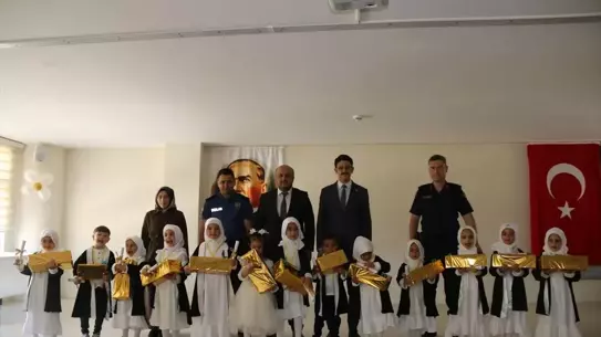 Kur'an Kursu Yıl Sonu Programı Düzenlendi