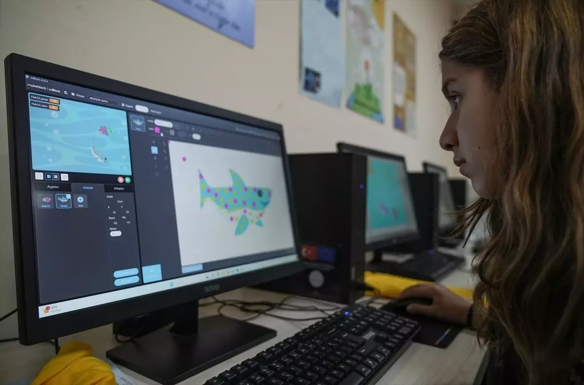 İzmir'de Dijital Okuryazarlık Eğitimi