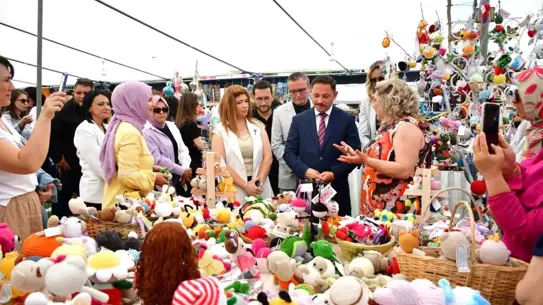 Biga'da Hanımeli El İşi Fuarı Açıldı