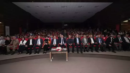 Milli Eğitim Bakanı Tekin, Van'da Bilim Sanat Merkezi'nin açılışında konuştu Açıklaması