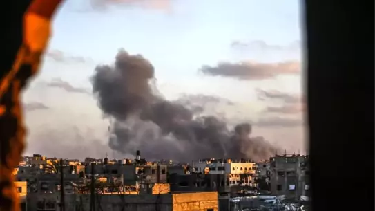 Hamas'a Yok Olma Uyarısı