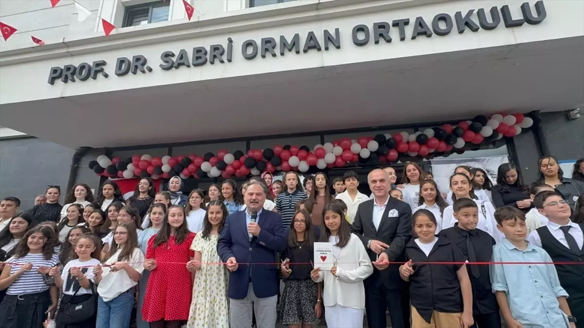 Ümraniye'de Geleceğin Yazarları Kitabı Tanıtıldı