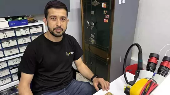 Erbaa'da Telefon Tamircisinde Batarya Paniği